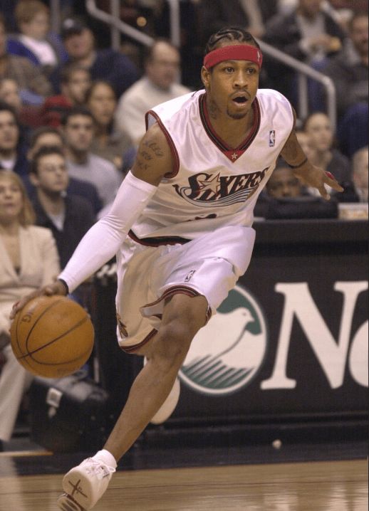 斯基拉：那不勒斯依然想租梅努，球员也想要获得更多出场机会（斯基拉：那不勒斯仍盼租借梅努，球员渴望更多出场时间）