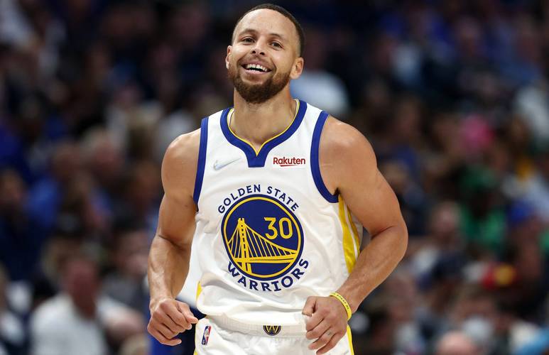 菲尔-琼斯：阿森纳可以充分利用拜仁在定位球防守上的弱点（菲尔-琼斯：阿森纳可充分利用拜仁定位球防守漏洞）