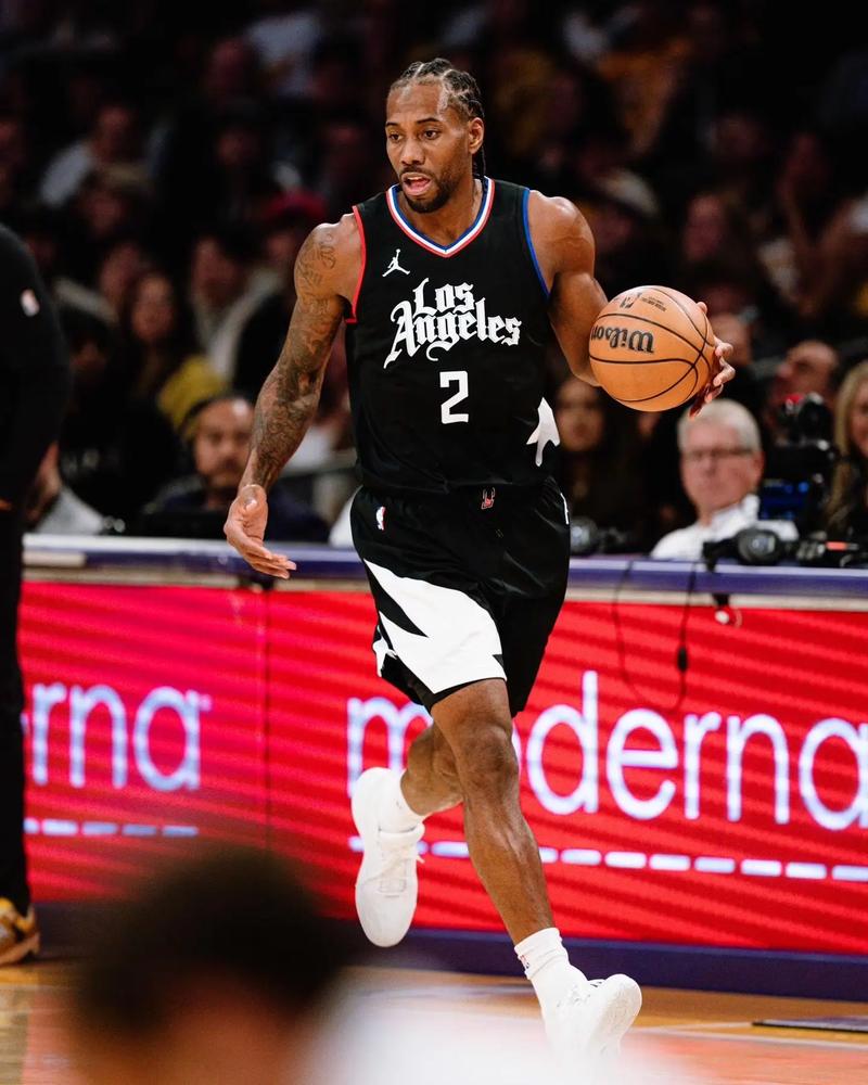 阿斯：阿隆索需解决皇马定位球问题，进攻没威胁防守不强硬（阿斯：阿隆索当务之急是解决皇马定位球隐患，进攻无锋芒、防守不够强硬）