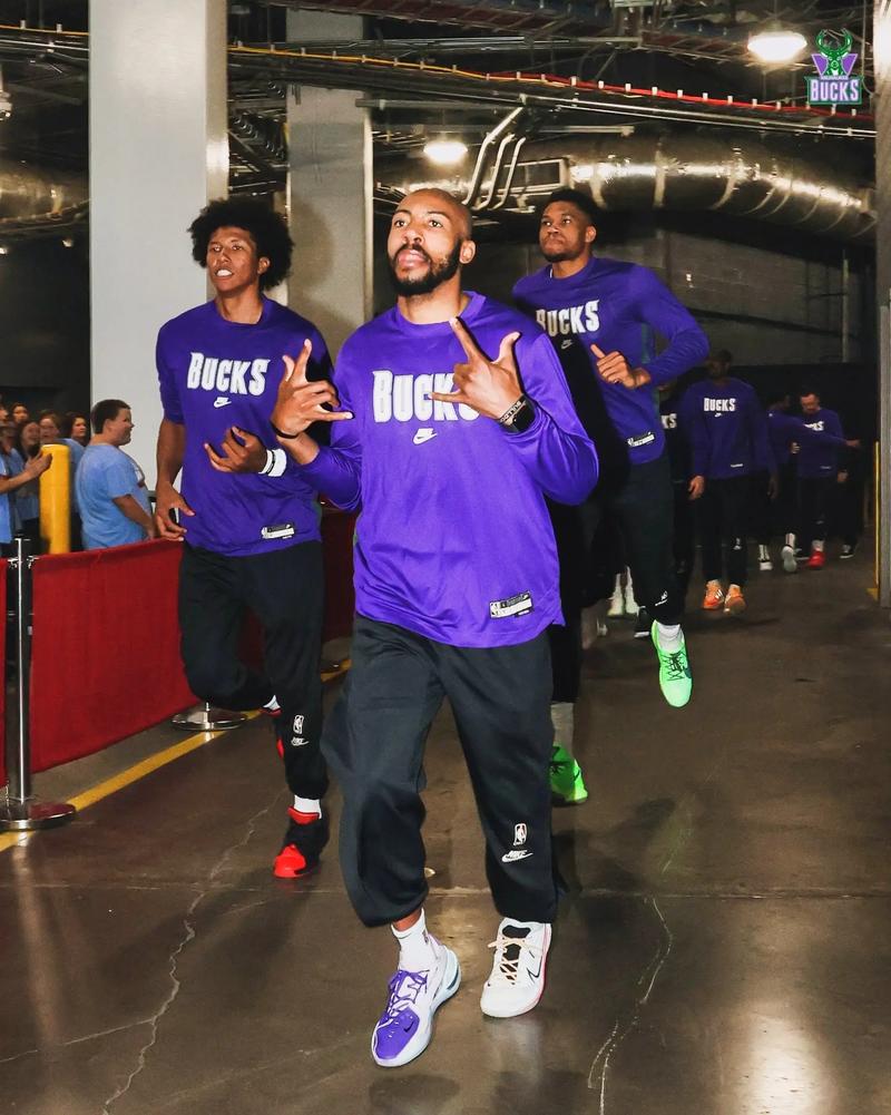 孔德超越朗格莱，成为巴萨队史出场第3多的法国球员（孔德超朗格莱，位列巴萨队史法国球员出场数第三）