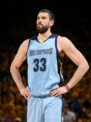 2025年至今，利雅得胜利卖出128万件球衣，迈阿密国际216.6万（2025年迄今球衣销量：利雅得胜利128万，迈阿密国际216.6万）