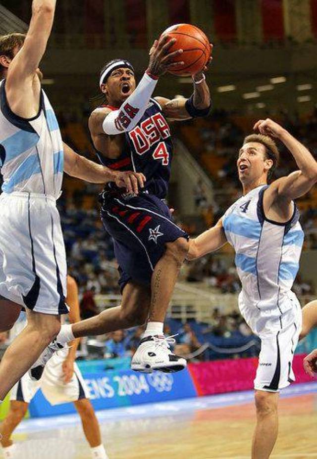 西甲：皇马客场1-1战平比利亚雷亚尔（西甲：皇马客场1-1与比利亚雷亚尔握手言和）