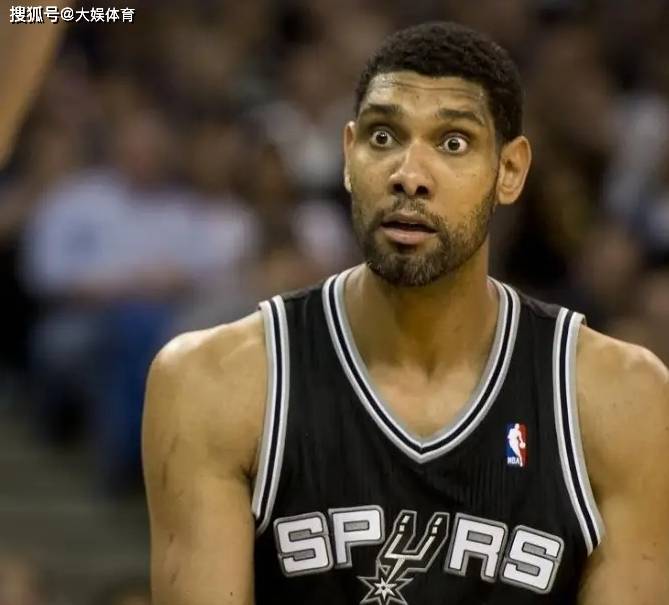 约基奇单节7中7怒砍19分，掘金单节轰下40分（约基奇单节7投全中砍下19分，掘金一节轰出40分）